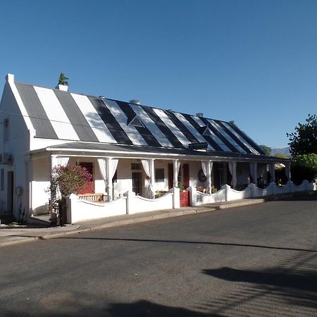 Die Dorpshuis Calitzdorp Eksteriør bilde