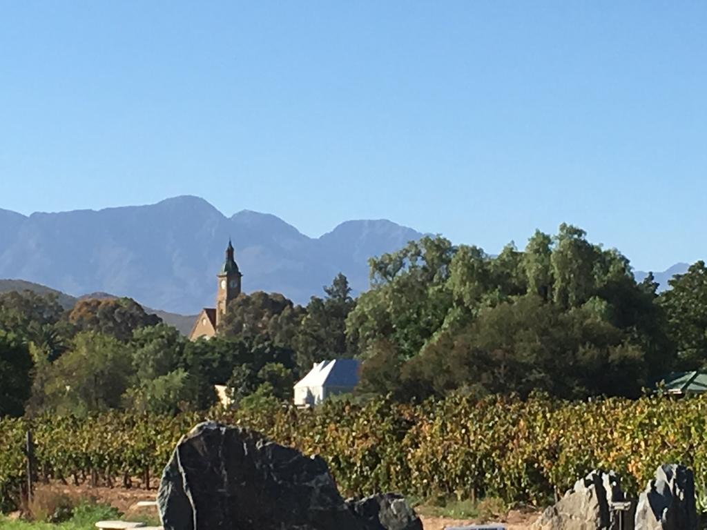 Die Dorpshuis Calitzdorp Eksteriør bilde